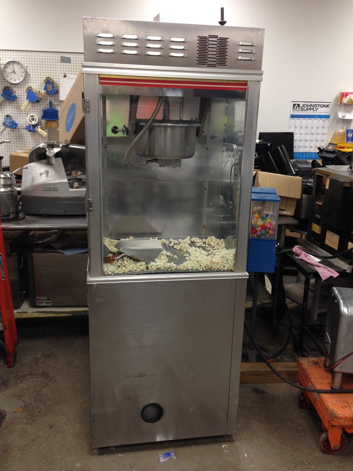 Gold Medal 1618ETS Popcorn Machine (2) Fugh Refrigeration