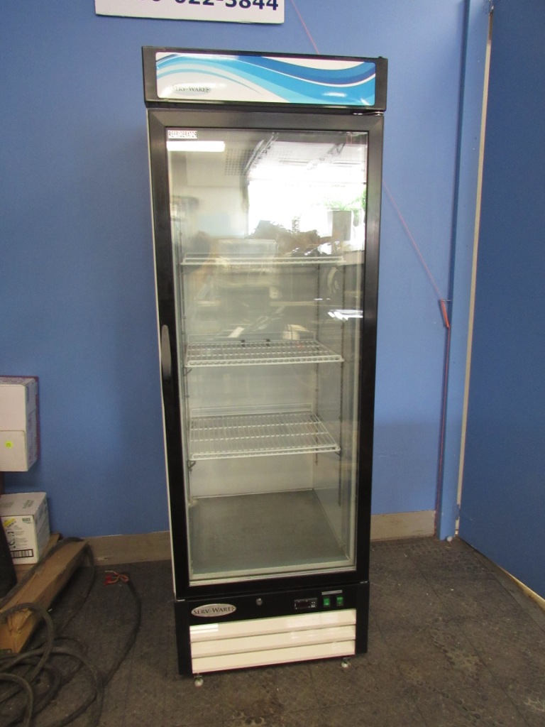 ServWare GR16 Single Door Glass Refrigerator Bottle Cooler (1) Fugh