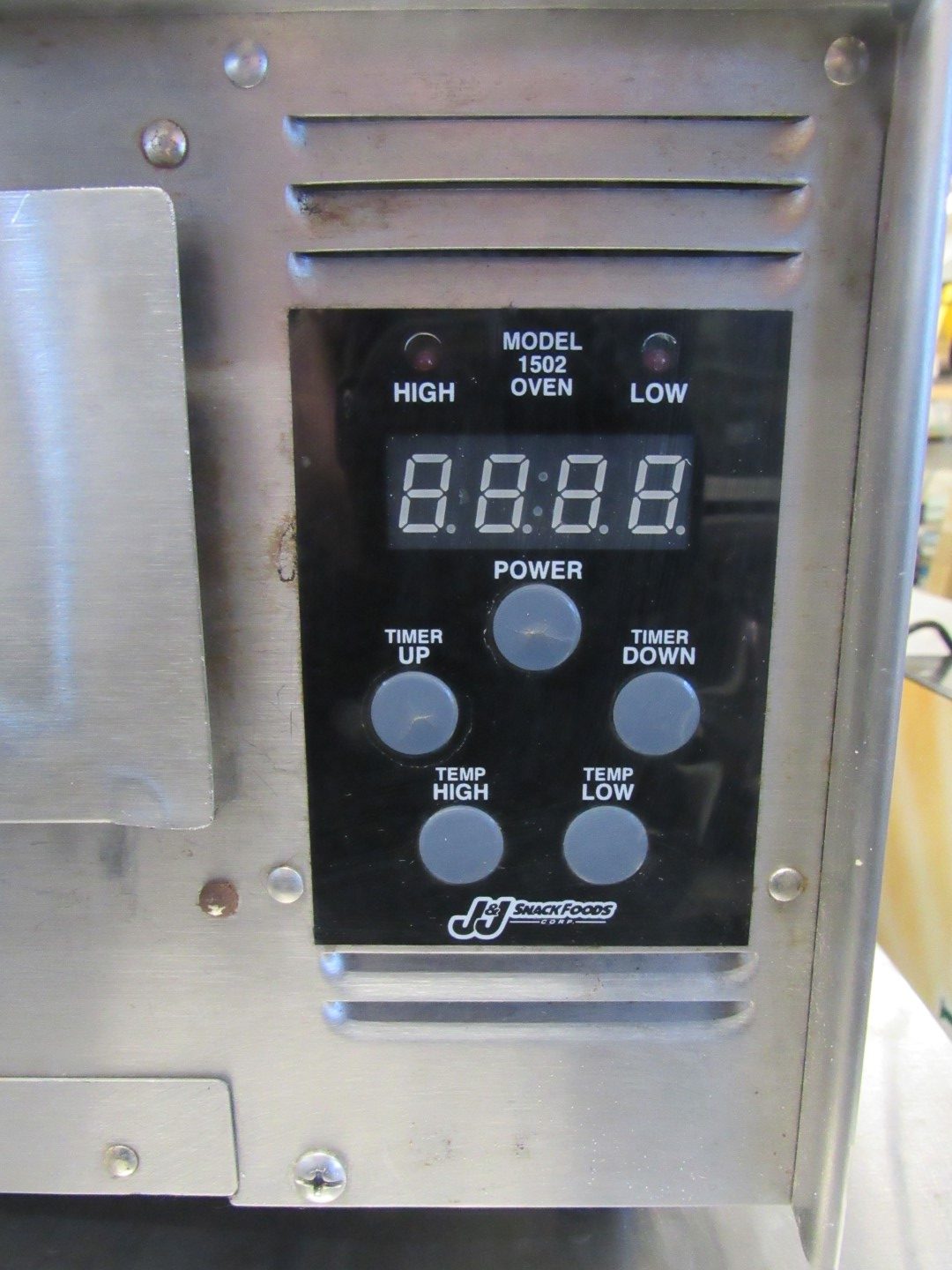 Wisco 1502 Counter Top Oven (2)
