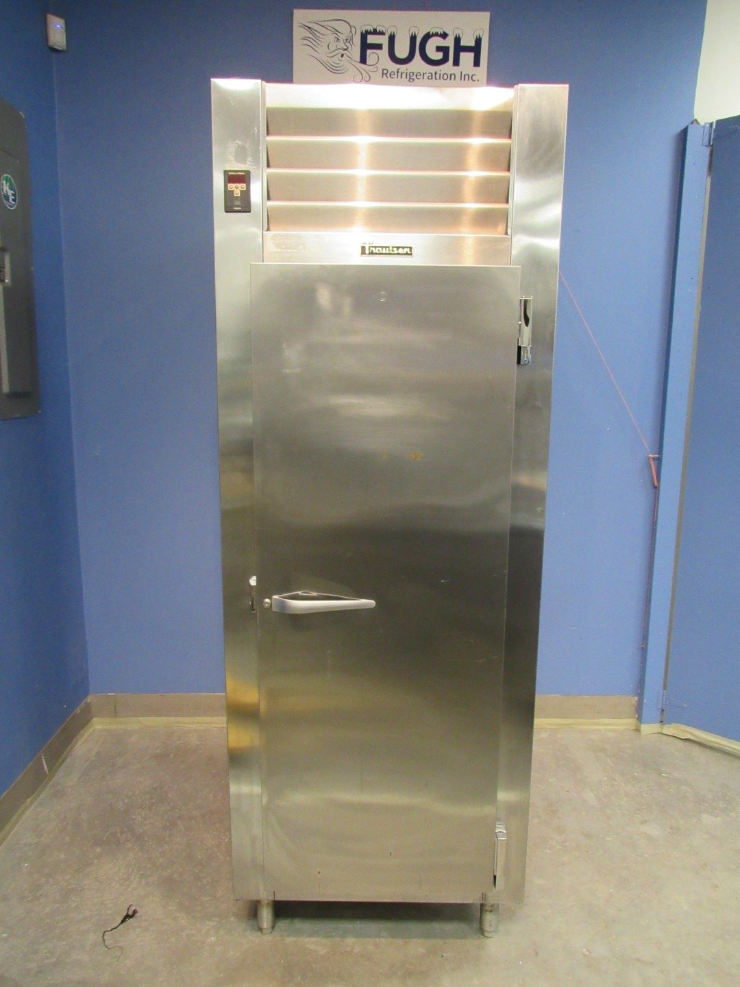 Traulsen ALT132WUT-FHS 1 Door Freezer (3)