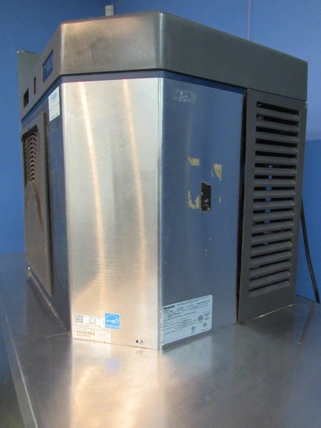 Follett Ice Machine and Bin HMC1000A 950-48 Bin 5